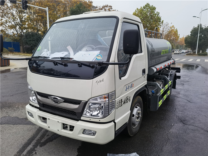 �|�L8��ԡ���͈�r